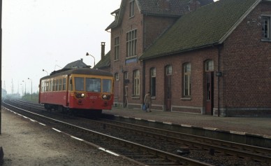Ligne - TH 80-5764 (1).jpg